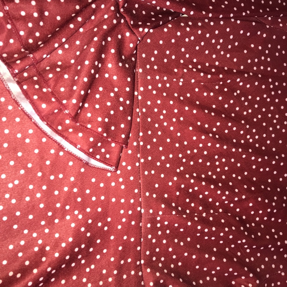 Red flare arm dress with white polka dots ! - Picture 6 of 7